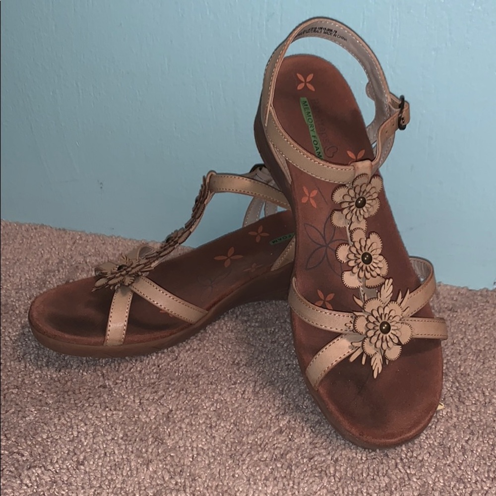 Wedge heels!